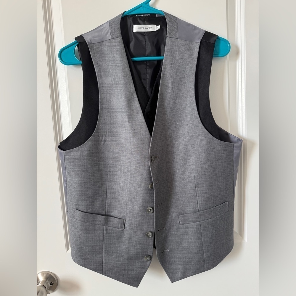 Men's Gray Vest Pierre Cardin Size Small